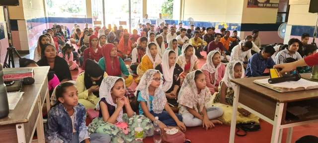 One of the Nepalese Christian fellowships founded by Pastor Anuj Thomas in the Ludhiana, Punjab, area.  These fellowships represent all age groups well.