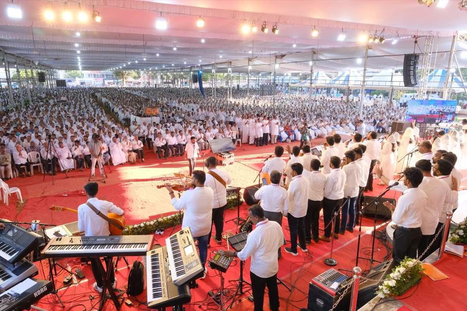 A part of the crowd that attended the centennial convention in person. Hundreds of thousands more viewed the convention online or on television.